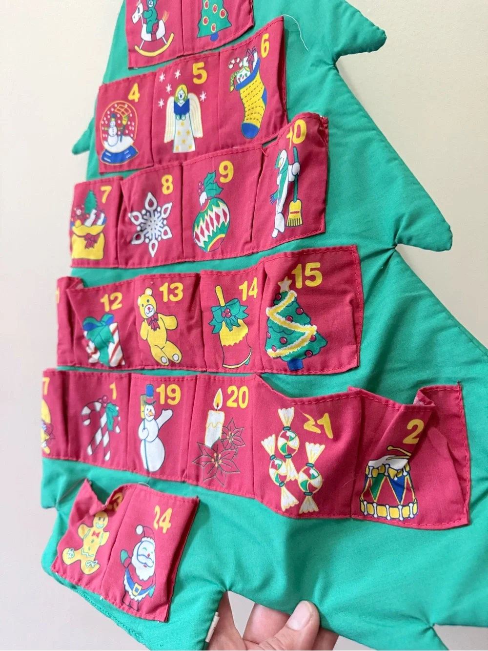 Vintage 1995 Avon Countdown to Christmas Fabric Advent Calendar Santa Wall Hang